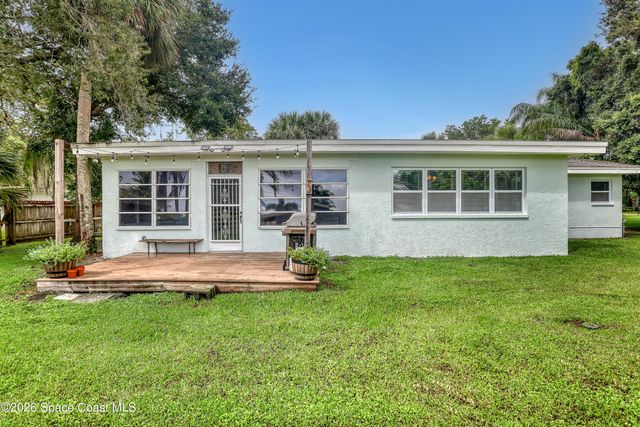 2307 Country Club Road, Melbourne, FL 32901