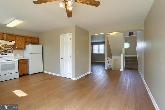 137 CHARTWOOD DR, Harrisburg, PA 17111