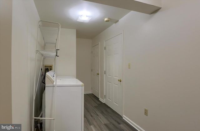 137 CHARTWOOD DR, Harrisburg, PA 17111