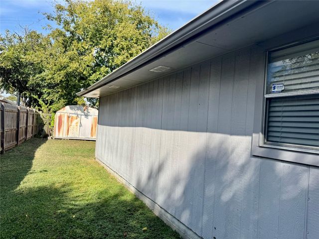 10918 Spanish Grant Drive, Sugar Land, TX 77498