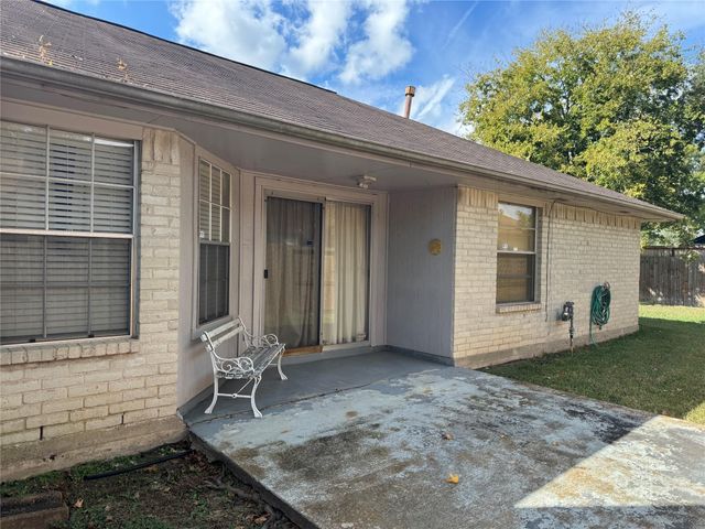 10918 Spanish Grant Drive, Sugar Land, TX 77498