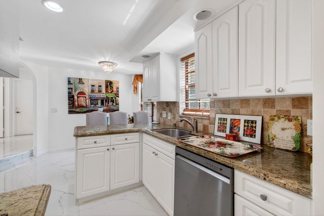 7865 La Mirada Drive, Boca Raton, FL 33433