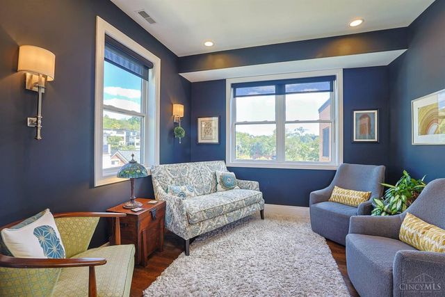 2900 Corbin Park Court, Cincinnati, OH 45226