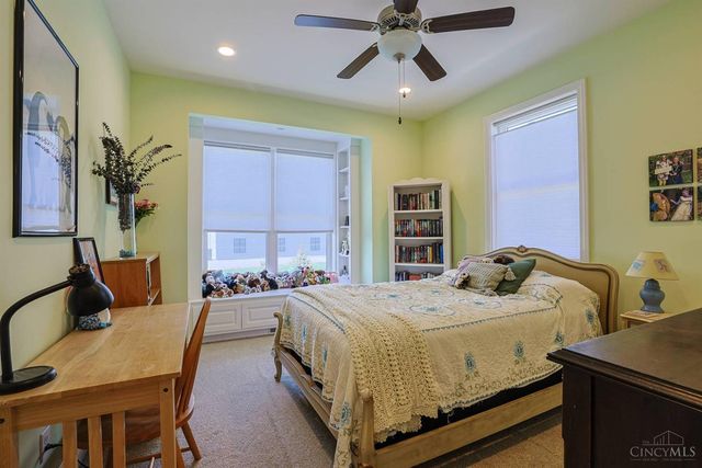 2900 Corbin Park Court, Cincinnati, OH 45226