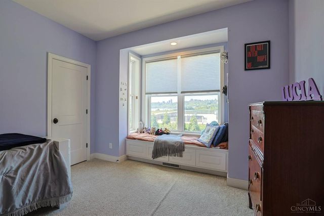 2900 Corbin Park Court, Cincinnati, OH 45226