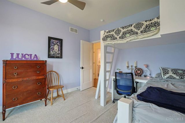 2900 Corbin Park Court, Cincinnati, OH 45226