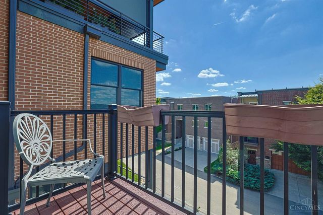 2900 Corbin Park Court, Cincinnati, OH 45226
