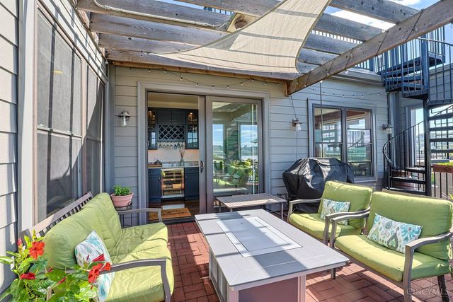 2900 Corbin Park Court, Cincinnati, OH 45226