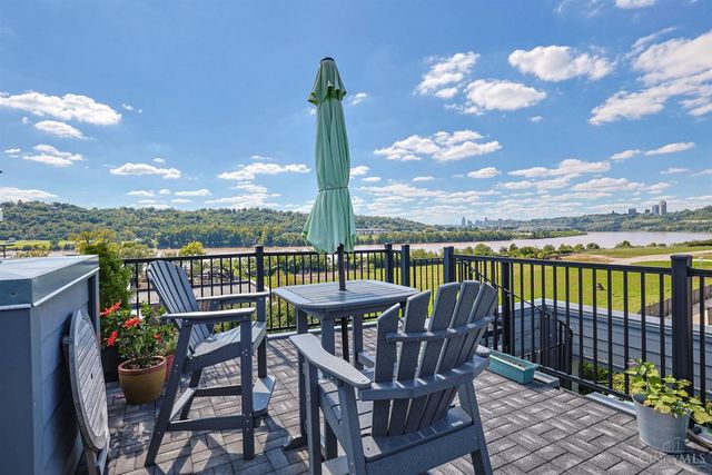 2900 Corbin Park Court, Cincinnati, OH 45226