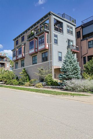 2900 Corbin Park Court, Cincinnati, OH 45226
