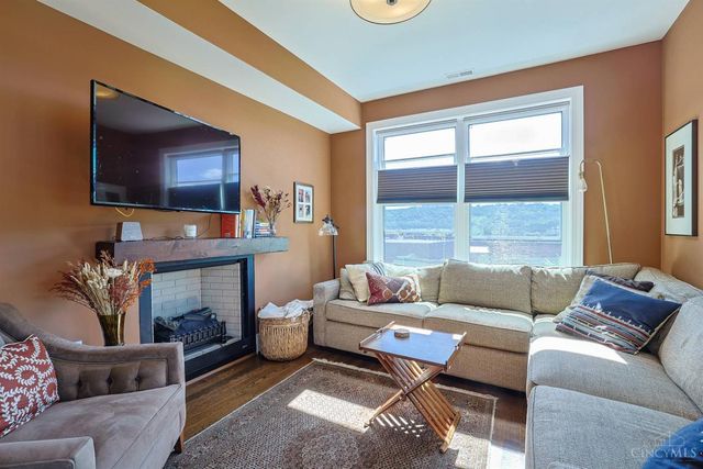 2900 Corbin Park Court, Cincinnati, OH 45226