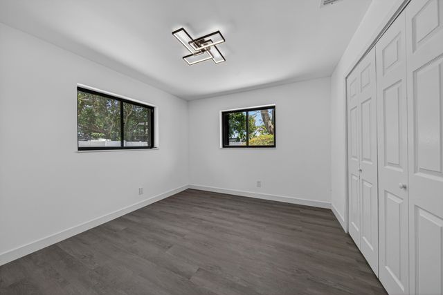 2740 NW 9th Lane, Wilton Manors, FL 33311