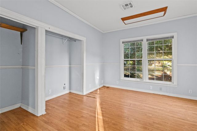 720 14th Avenue N, Texas City, TX 77590