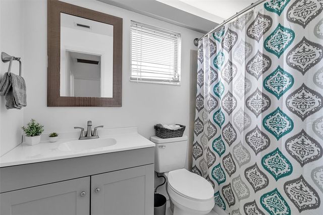 2305 BAYSHORE GARDENS PARKWAY, Bradenton, FL 34207