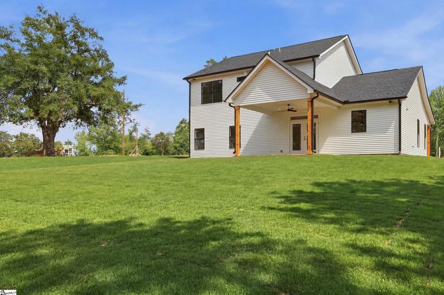 57 Mccauley Lane, Travelers Rest, SC 29690