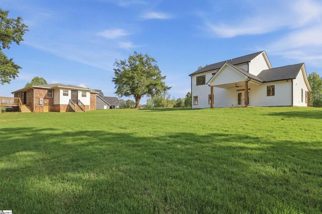 57 Mccauley Lane, Travelers Rest, SC 29690