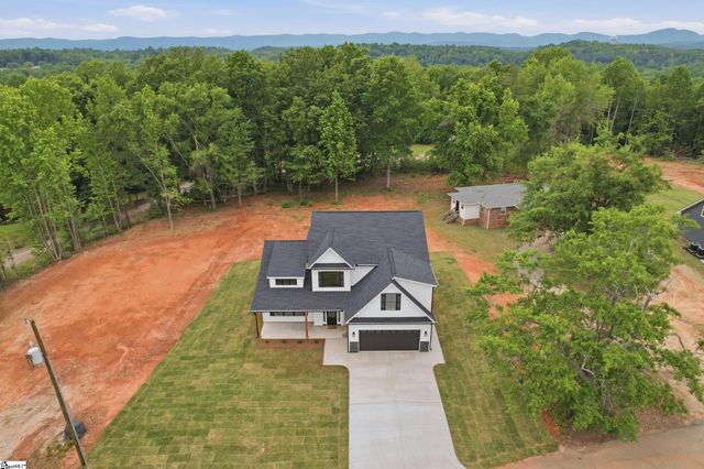 57 Mccauley Lane, Travelers Rest, SC 29690