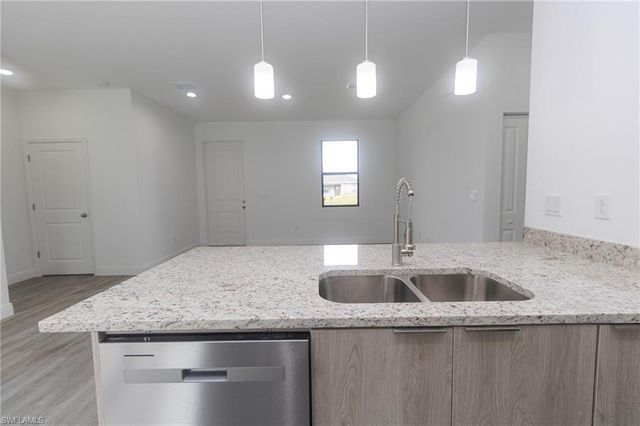 1123 Deauville ST E, Lehigh Acres, FL 33974