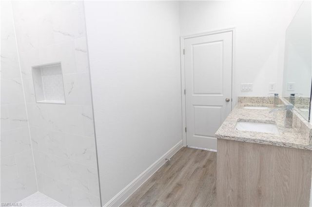1123 Deauville ST E, Lehigh Acres, FL 33974
