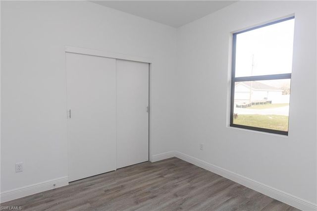1123 Deauville ST E, Lehigh Acres, FL 33974