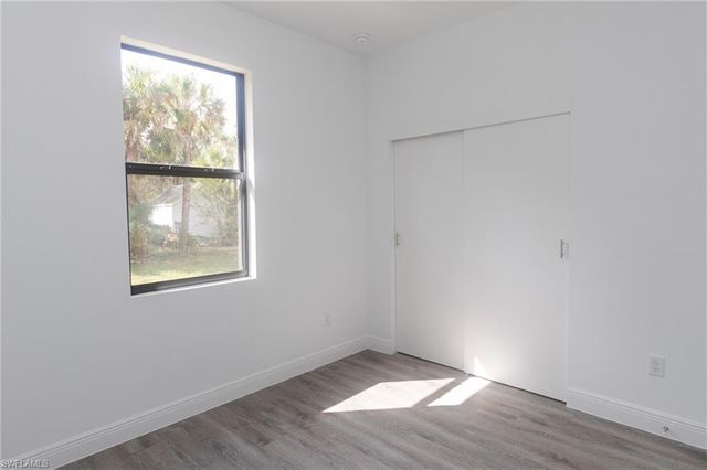 1123 Deauville ST E, Lehigh Acres, FL 33974