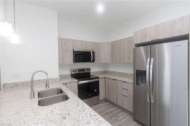 1123 Deauville ST E, Lehigh Acres, FL 33974
