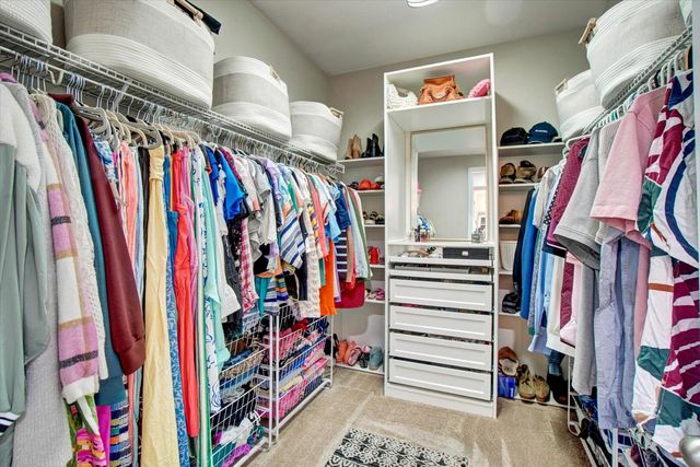933 Campfire Cir, Rocklin, CA 95765