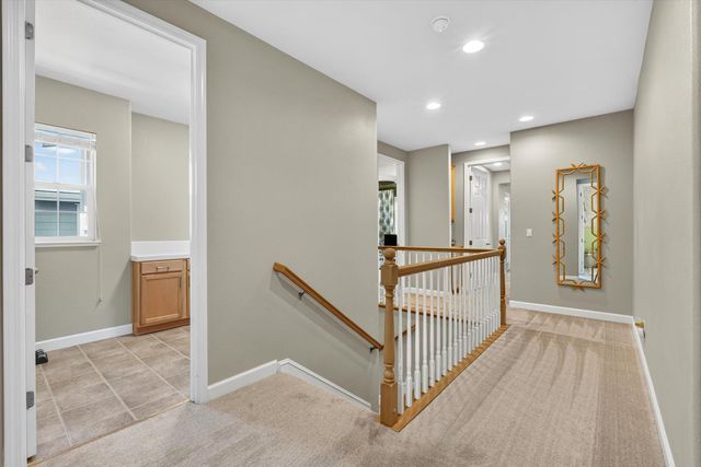 933 Campfire Cir, Rocklin, CA 95765