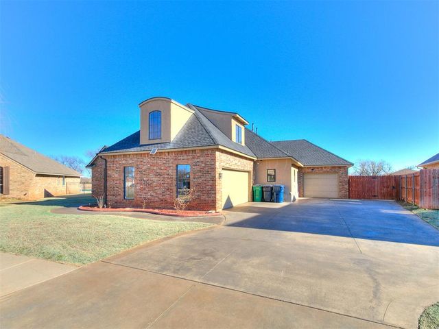 16400 Winding Park Drive, Edmond, OK 73013