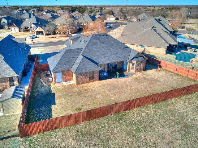 16400 Winding Park Drive, Edmond, OK 73013