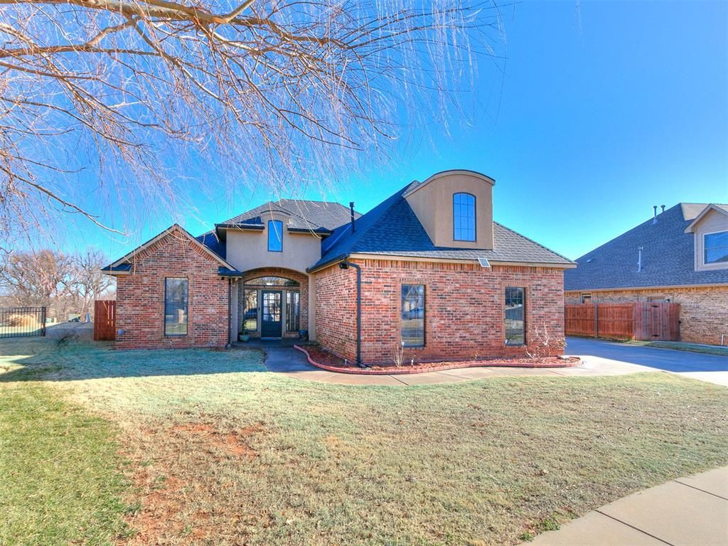 16400 Winding Park Drive, Edmond, OK 73013