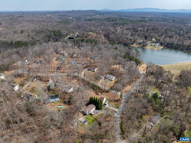 1029 WEST DAFFODIL RD, Ruckersville, VA 22968