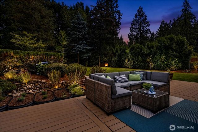 11022 320th Avenue NE, Carnation, WA 98014