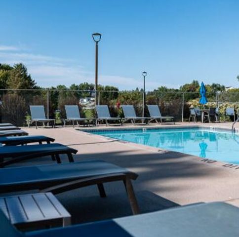 1208 Beaver Dam Drive NE, Belmont, MI 49306