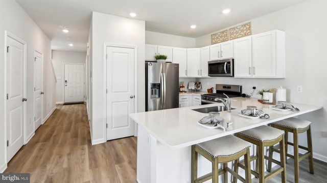 159 COROLLA DR, Egg Harbor Township, NJ 08234