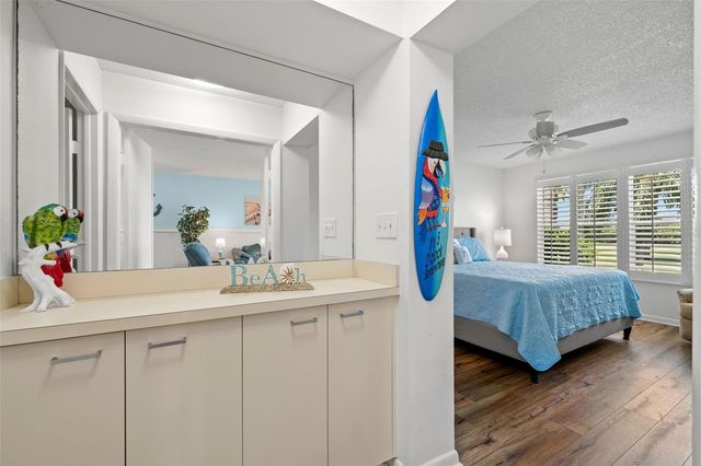 6191 BAHIA DEL MAR S 105, St Petersburg, FL 33715