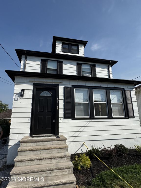 177 Bergen Street, Woodbridge, NJ 07095