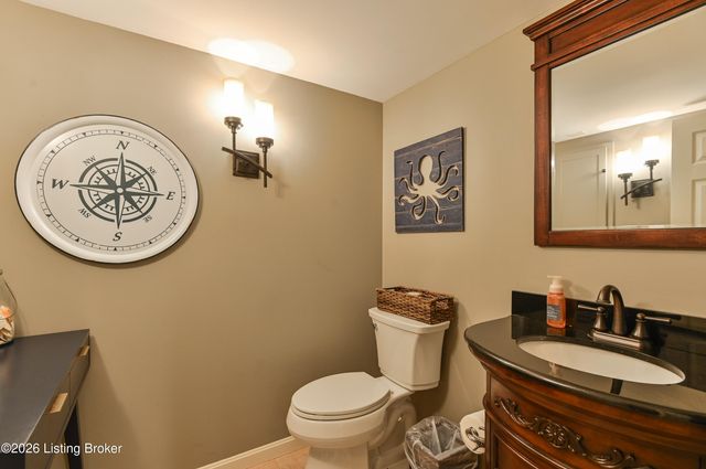 4606 Stormon Ct, Louisville, KY 40220