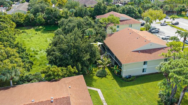 6511 Chasewood Drive Unit g, Jupiter, FL 33458