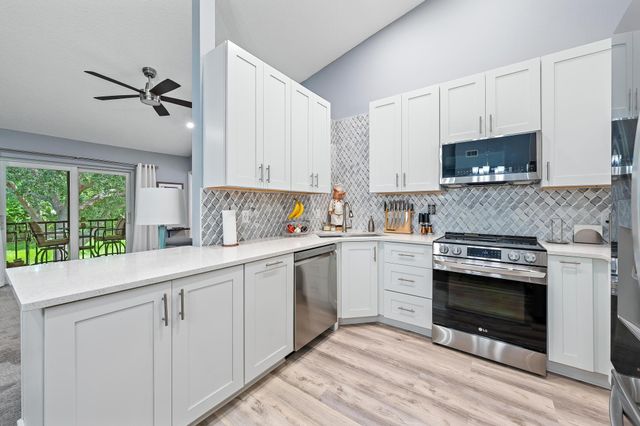 6511 Chasewood Drive Unit g, Jupiter, FL 33458