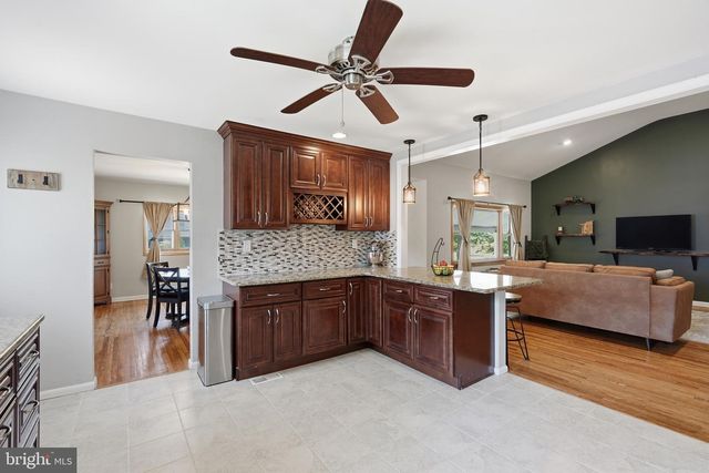 428 BARBY LN, Cherry Hill, NJ 08003