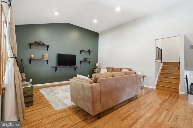 428 BARBY LN, Cherry Hill, NJ 08003
