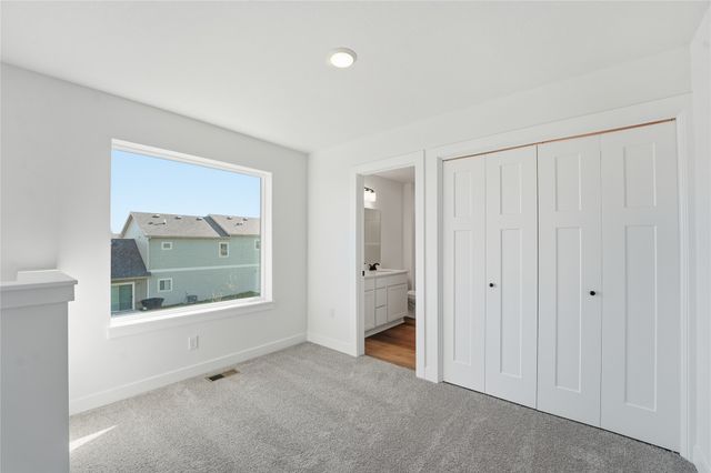 213 NW Waverly Drive, Waukee, IA 50263