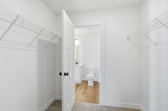 213 NW Waverly Drive, Waukee, IA 50263