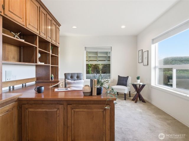 9020 Valley Green Drive SE, Olympia, WA 98513