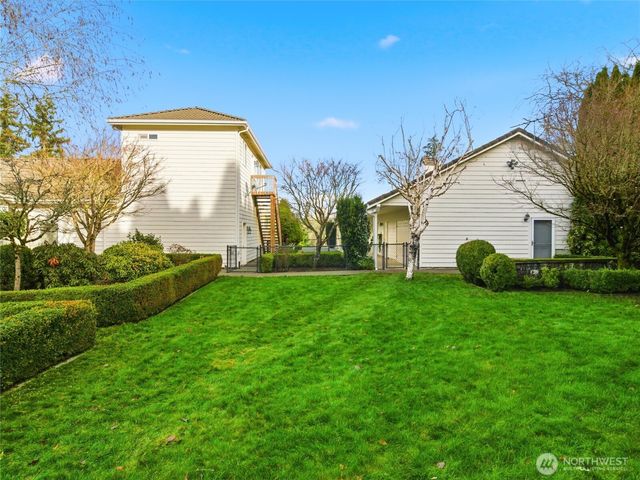 9020 Valley Green Drive SE, Olympia, WA 98513