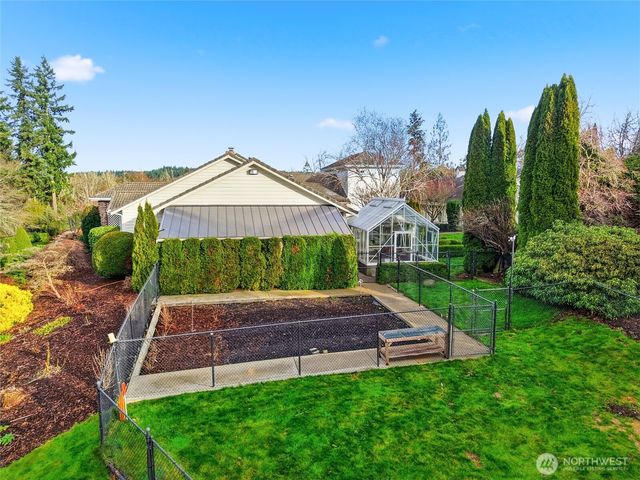 9020 Valley Green Drive SE, Olympia, WA 98513