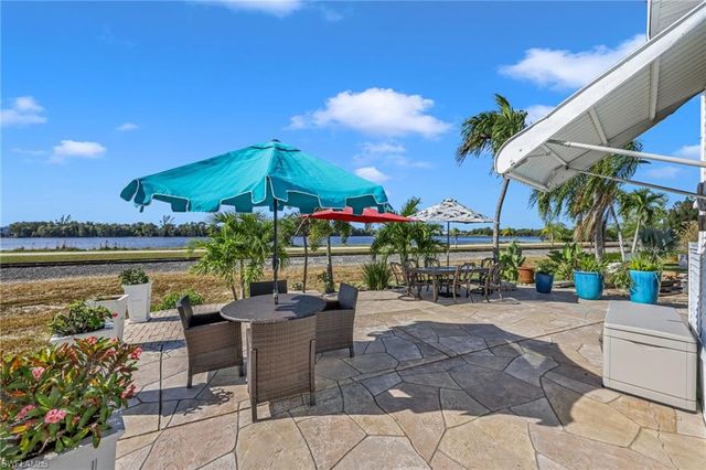 17138 Casselberry LN, Fort Myers, FL 33967