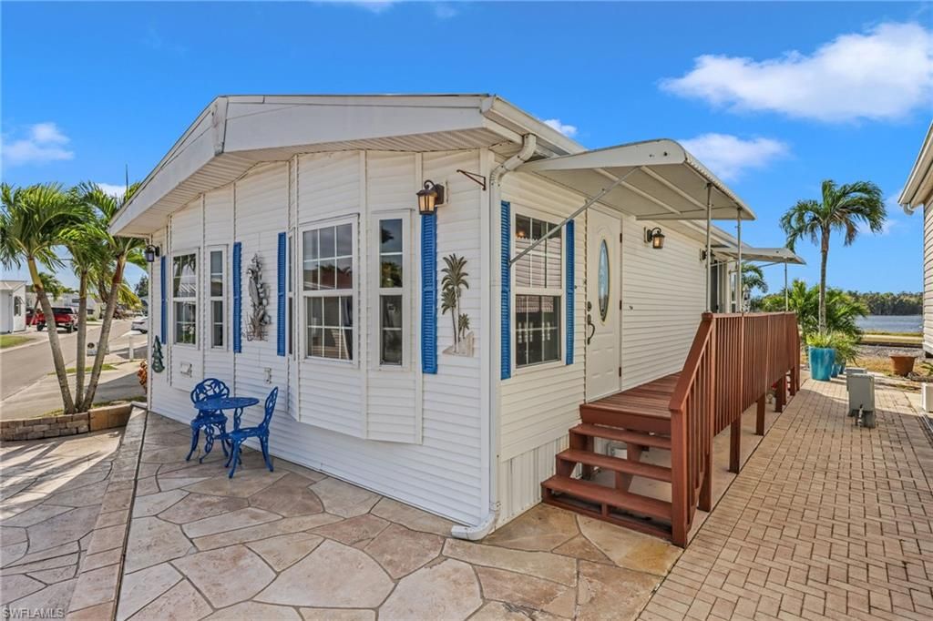 17138 Casselberry LN, Fort Myers, FL 33967