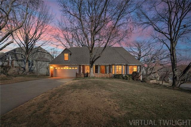 12908 W 84th Street, Lenexa, KS 66215